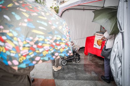 Han logrado vender las 500 raciones de sus migas solidarias, alcanzando el objetivo de recaudación.