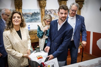 Los sorianos celebran el Catapán en los locales de cuadrilla.