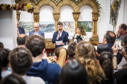 Los sorianos celebran el Catapán en los locales de cuadrilla.