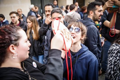 Los sorianos celebran el Catapán en los locales de cuadrilla.