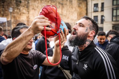 Los sorianos celebran el Catapán en los locales de cuadrilla.