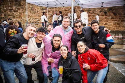 Los sorianos celebran el Catapán en los locales de cuadrilla.