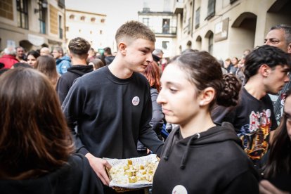 Los sorianos celebran el Catapán en los locales de cuadrilla.