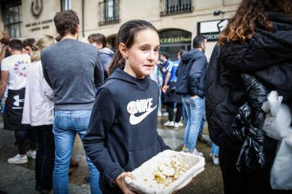 Los sorianos celebran el Catapán en los locales de cuadrilla.