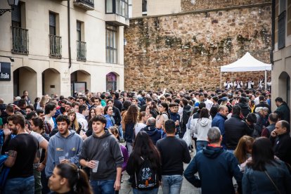 Los sorianos celebran el Catapán en los locales de cuadrilla.