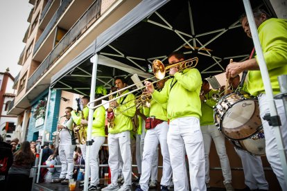 Los sorianos celebran el Catapán en los locales de cuadrilla.
