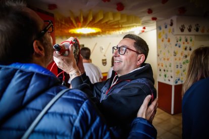 Los sorianos celebran el Catapán en los locales de cuadrilla.
