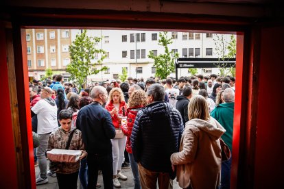 Los sorianos celebran el Catapán en los locales de cuadrilla.