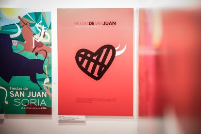 La exposición ‘San Juan Arte’ recoge los carteles sanjuaneros desde 1959 hasta 2026 con la excepción de 1960