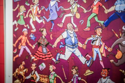 La exposición ‘San Juan Arte’ recoge los carteles sanjuaneros desde 1959 hasta 2026 con la excepción de 1960