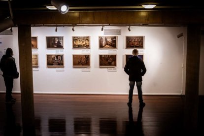 Una sobrecogedora muestra de la mano de OnPhoto