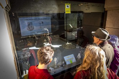 El Instituto Machado presenta su exposición Vmbra en la galería acristalada