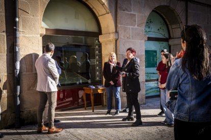El Instituto Machado presenta su exposición Vmbra en la galería acristalada