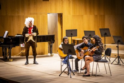 Los alumnos interpretaron el Himno de la alegría