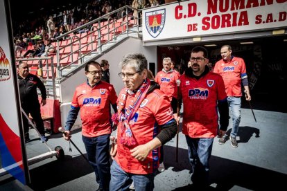 El Numancia tendrá que luchar la vuelta sin el apoyo de las gradas
