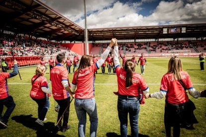 El Numancia tendrá que luchar la vuelta sin el apoyo de las gradas