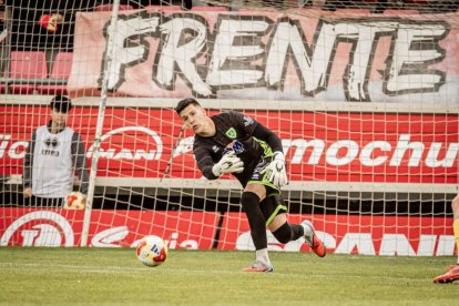 El Numancia tendrá que luchar la vuelta sin el apoyo de las gradas