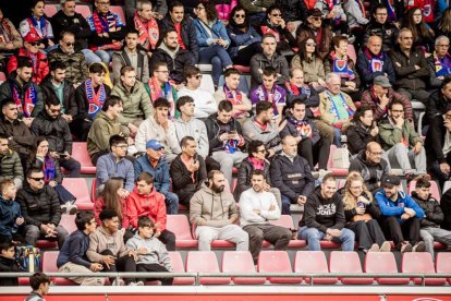 El Numancia tendrá que luchar la vuelta sin el apoyo de las gradas