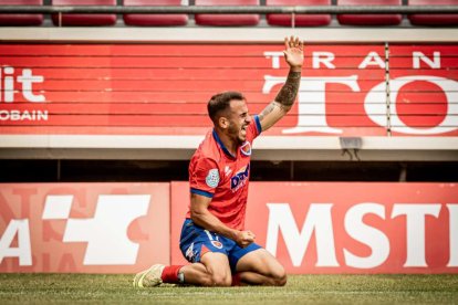 El Numancia tendrá que luchar la vuelta sin el apoyo de las gradas