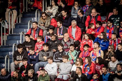 El Numancia tendrá que luchar la vuelta sin el apoyo de las gradas