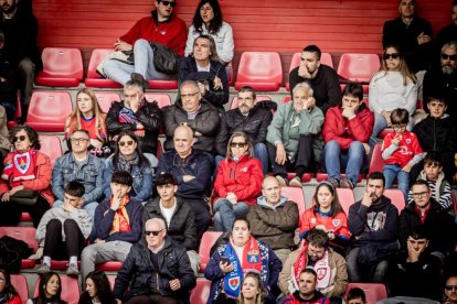 El Numancia tendrá que luchar la vuelta sin el apoyo de las gradas