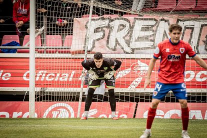 El Numancia tendrá que luchar la vuelta sin el apoyo de las gradas