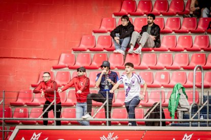 El Numancia tendrá que luchar la vuelta sin el apoyo de las gradas