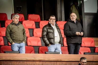 El Numancia tendrá que luchar la vuelta sin el apoyo de las gradas