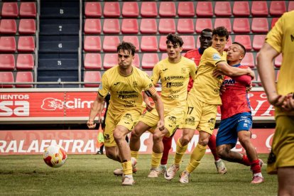 El Numancia tendrá que luchar la vuelta sin el apoyo de las gradas