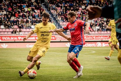 El Numancia tendrá que luchar la vuelta sin el apoyo de las gradas