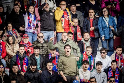 El Numancia tendrá que luchar la vuelta sin el apoyo de las gradas