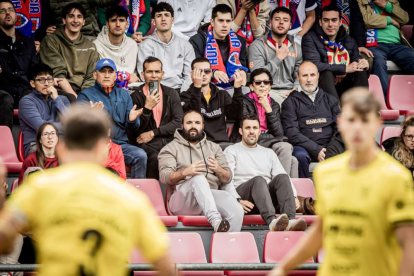 El Numancia tendrá que luchar la vuelta sin el apoyo de las gradas