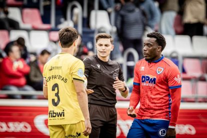 El Numancia tendrá que luchar la vuelta sin el apoyo de las gradas