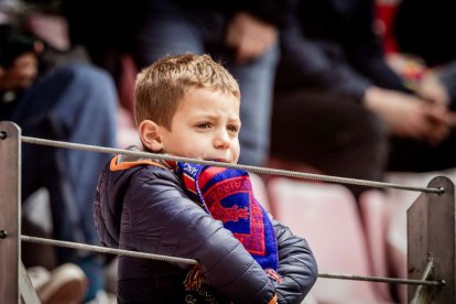 El Numancia tendrá que luchar la vuelta sin el apoyo de las gradas