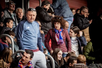 El Numancia tendrá que luchar la vuelta sin el apoyo de las gradas