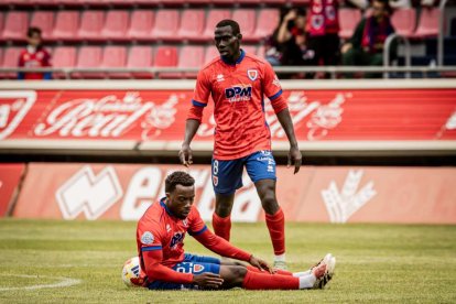 El Numancia tendrá que luchar la vuelta sin el apoyo de las gradas