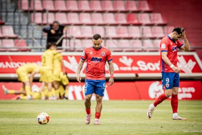 El Numancia tendrá que luchar la vuelta sin el apoyo de las gradas