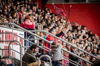 El Numancia tendrá que luchar la vuelta sin el apoyo de las gradas
