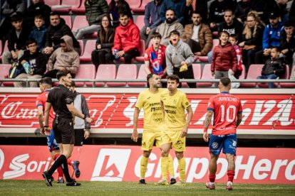 El Numancia tendrá que luchar la vuelta sin el apoyo de las gradas