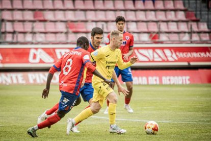 El Numancia tendrá que luchar la vuelta sin el apoyo de las gradas