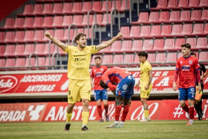 El Numancia tendrá que luchar la vuelta sin el apoyo de las gradas