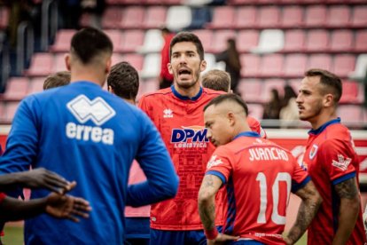 El Numancia tendrá que luchar la vuelta sin el apoyo de las gradas