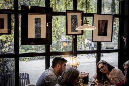 Esta exposición invita a descubrir nuevas posibilidades en la técnica del grabado
