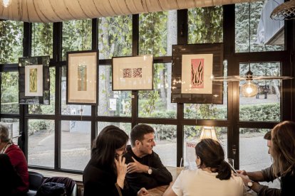 Esta exposición invita a descubrir nuevas posibilidades en la técnica del grabado