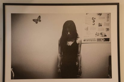 Jaula aborda el impacto de los trastornos de la conducta alimentaria en una sociedad marcada por la exposición constante de la imagen personal