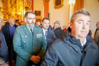 Procesión, bendición de campos, misa y subasta por San Isidro en Soria.