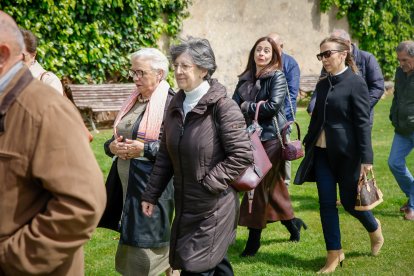 Procesión, bendición de campos, misa y subasta por San Isidro en Soria.