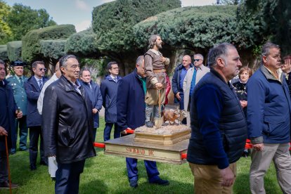 Procesión, bendición de campos, misa y subasta por San Isidro en Soria.