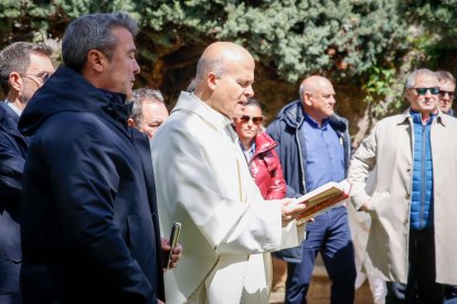 Procesión, bendición de campos, misa y subasta por San Isidro en Soria.
