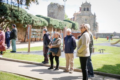 Procesión, bendición de campos, misa y subasta por San Isidro en Soria.